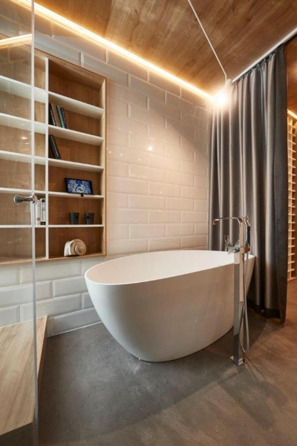 Bpr Woodnest Home With A/C 布达佩斯 外观 照片